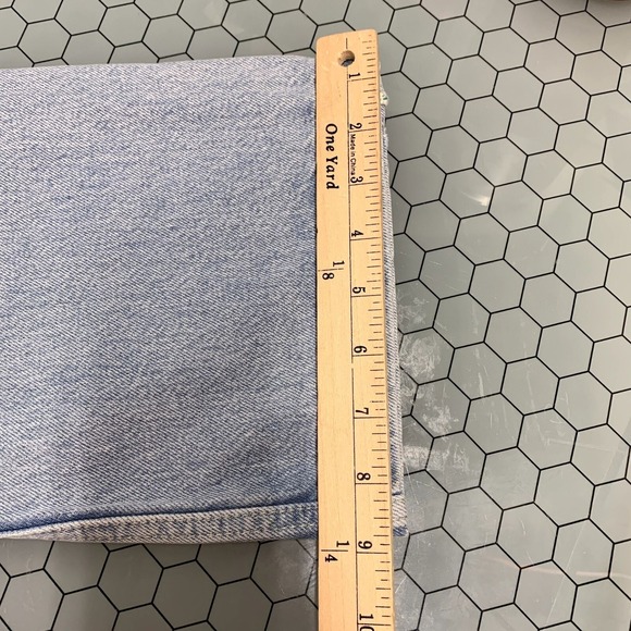 Zara Jeans Womens 4 Tweed Trim Light Wash Hi Rise Wide Leg Cropped Flower Button - Picture 9 of 14